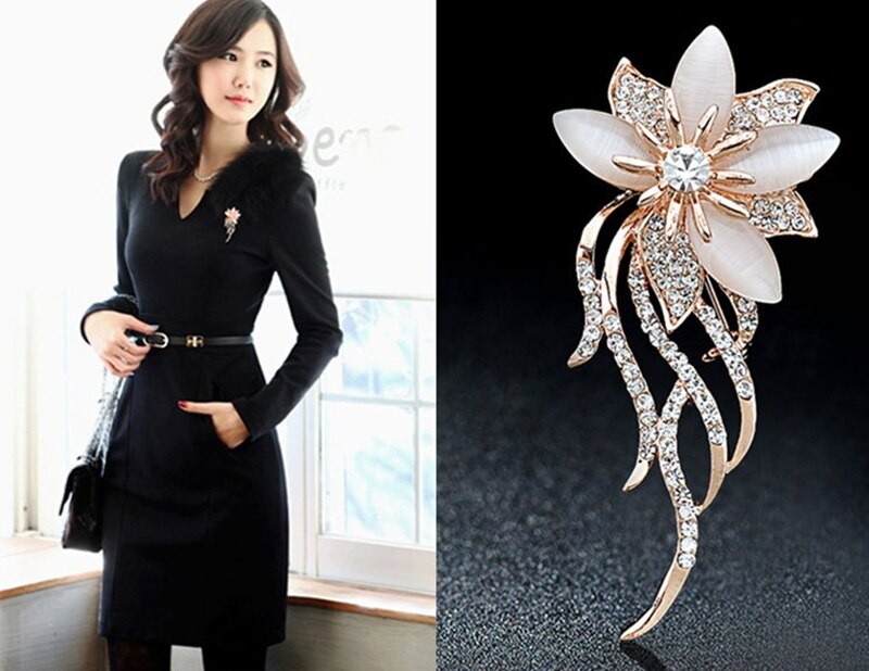 Flower designed brooch